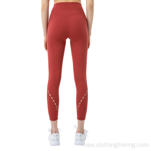 Nā leggings Spanx no nā kaikamahine wahine